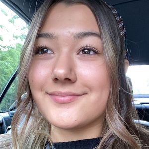 Meet your Posher, Mikaela